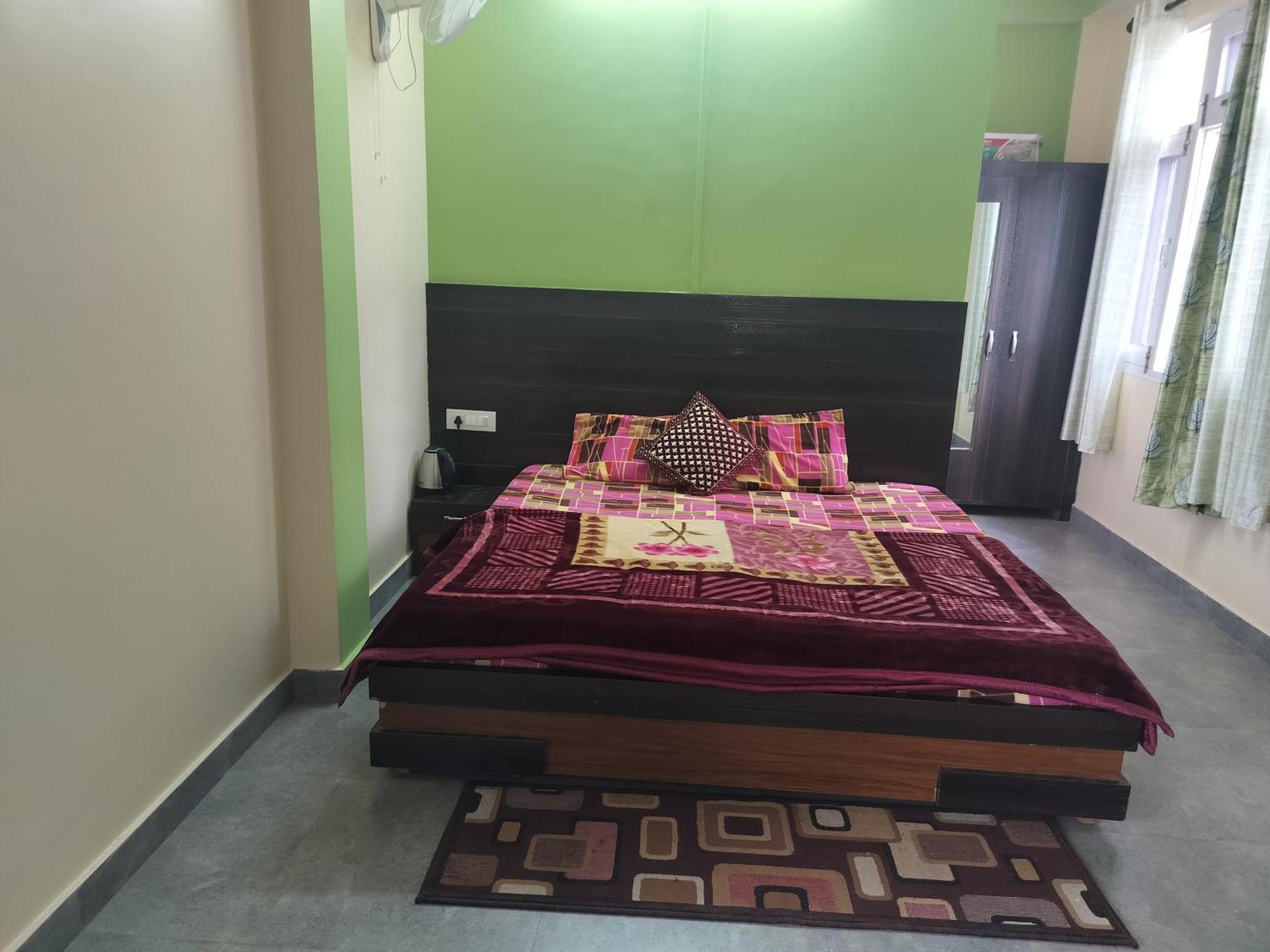 Tree Valley Homestay Chail Εξωτερικό φωτογραφία